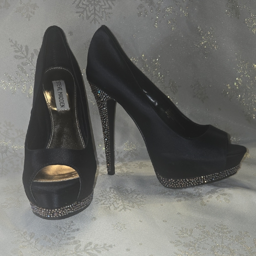 Steve Madden Black Satin Heels with Rhinestone Details - Picture 2 of 8